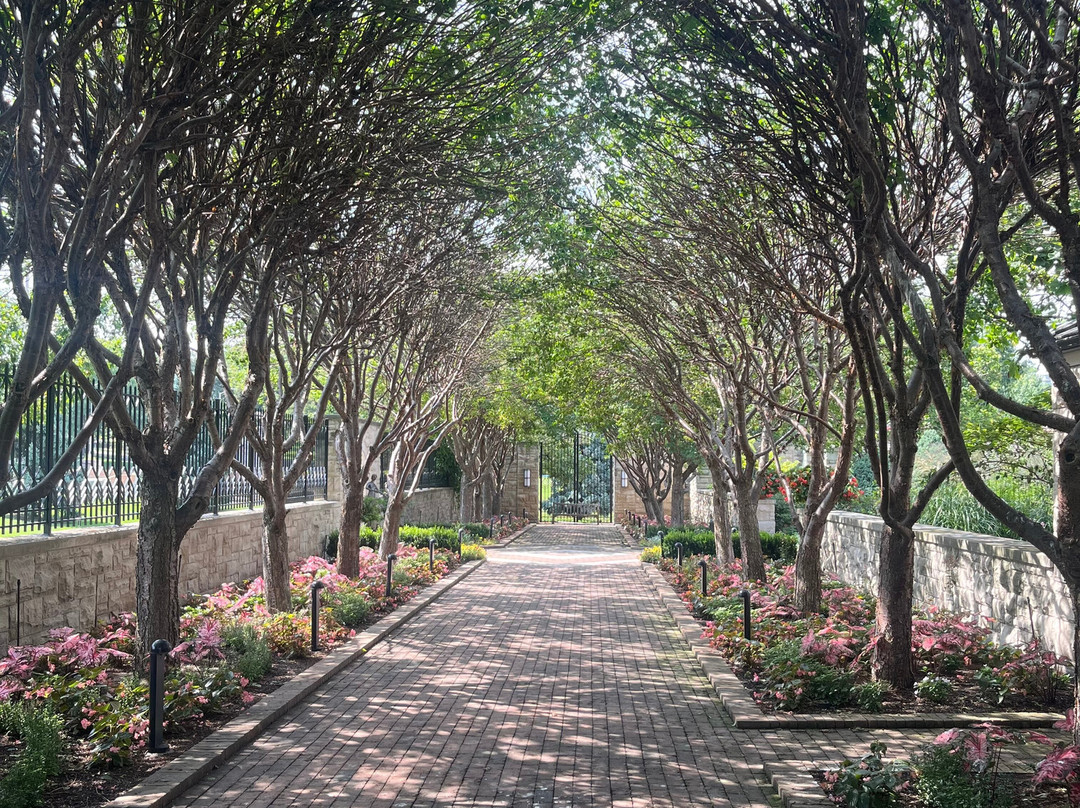 The Ewing and Muriel Kauffman Memorial Garden-堪萨斯城必去景点
