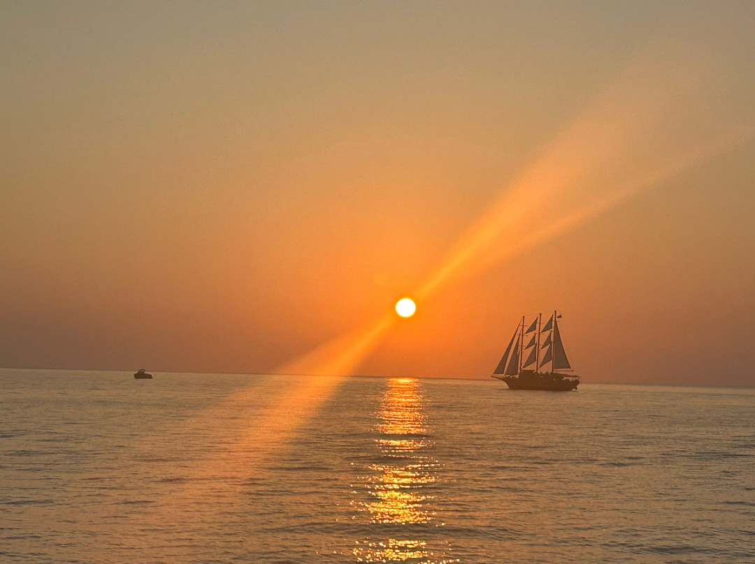 Santorini Yachting Club景点图片