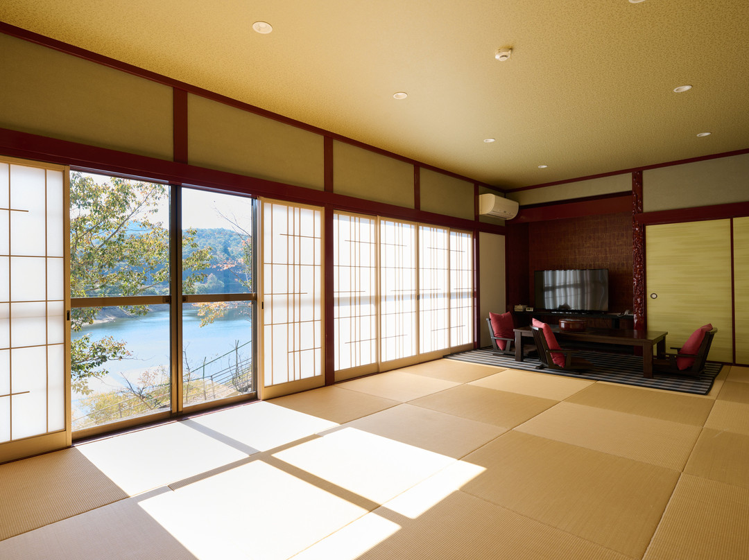 Hotel Hakuryuko Resort主图