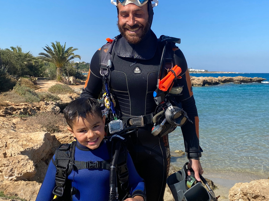 Cyprus Diving Centre-Pernera必去景点