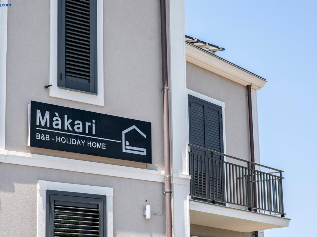 B&B Makari Holiday Home