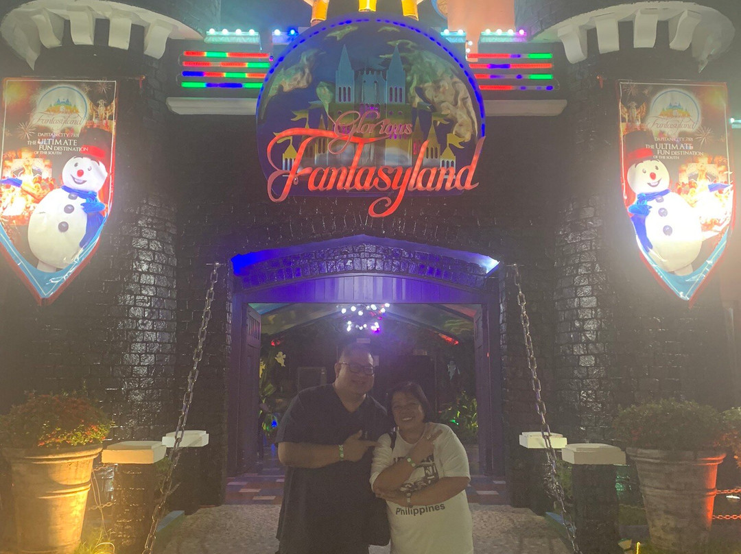 Gloria's Fantasyland-达皮丹市必去景点