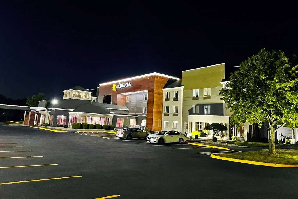 La Quinta Inn & Suites by Wyndham South Holland主图