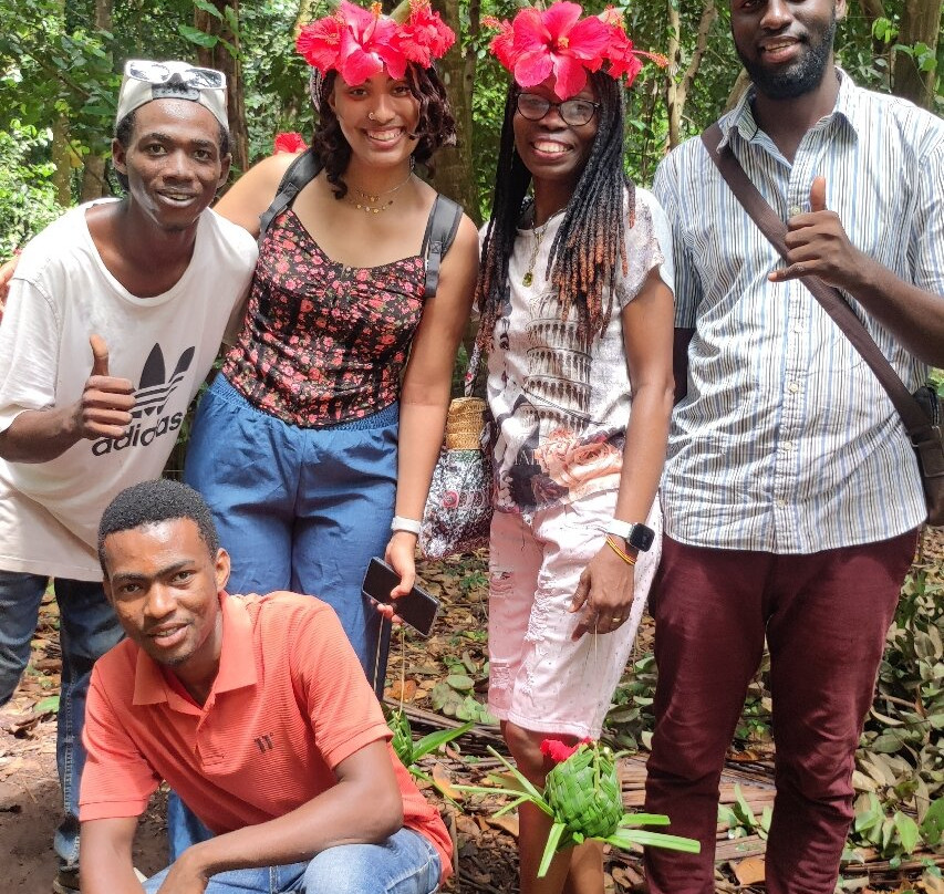 Be happy with smart driver (Mr. hafidh) and professional guide in  Zanzibar-Kizimkazi Dimbani必去景点