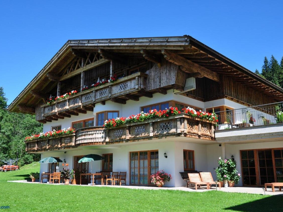 Schattwald酒店住宿-Landhaus Alpensonne