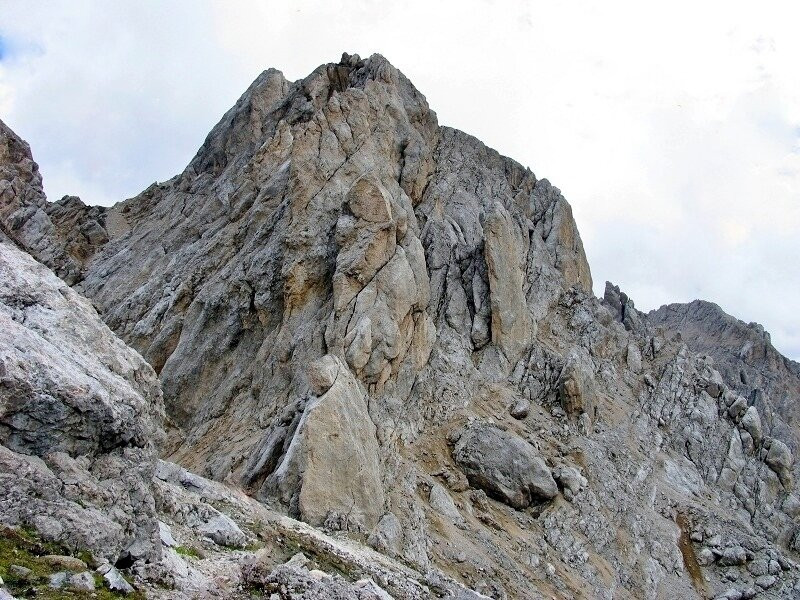 Catena Di Costabella-cima Uomo