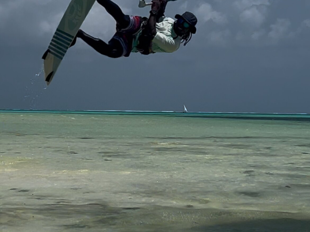Coconuts Kite Zanzibar-江比阿尼必去景点