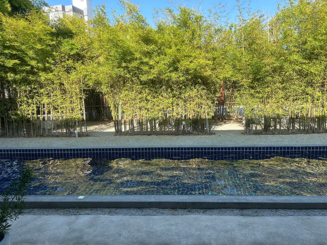 White Jade Villa Resort