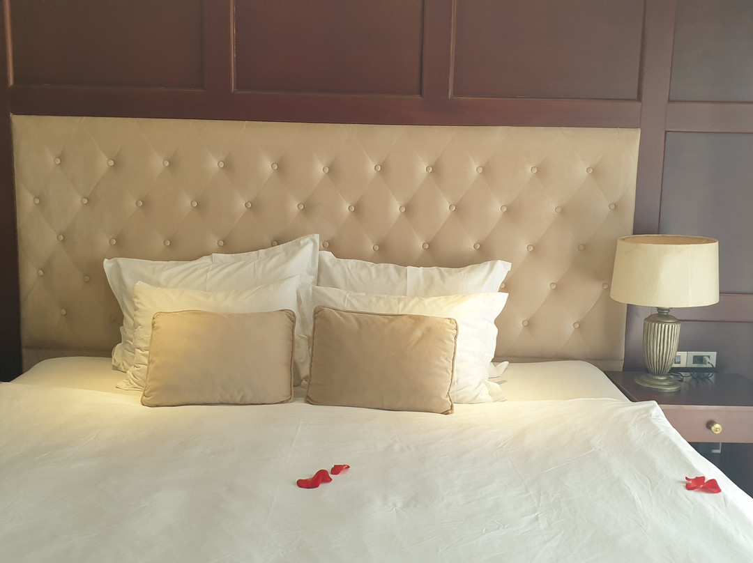 斯嘉丽精品酒店主图