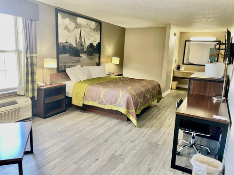 圣路易斯湾温德姆速8酒店主图