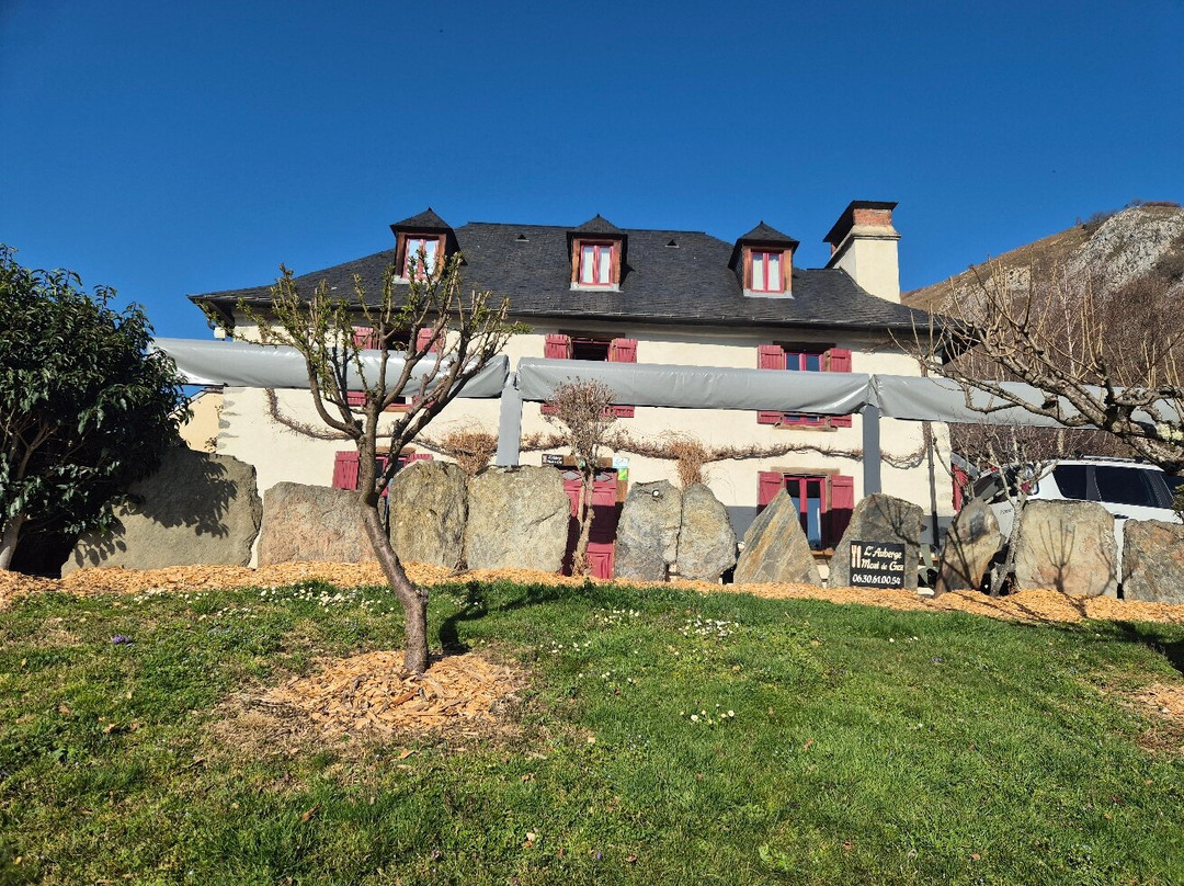 L'Auberge Du Mont De Gez主图