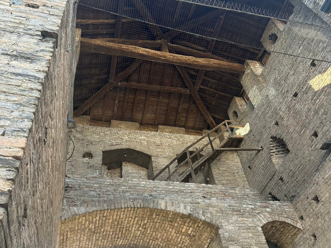 Torre Del Castello景点图片