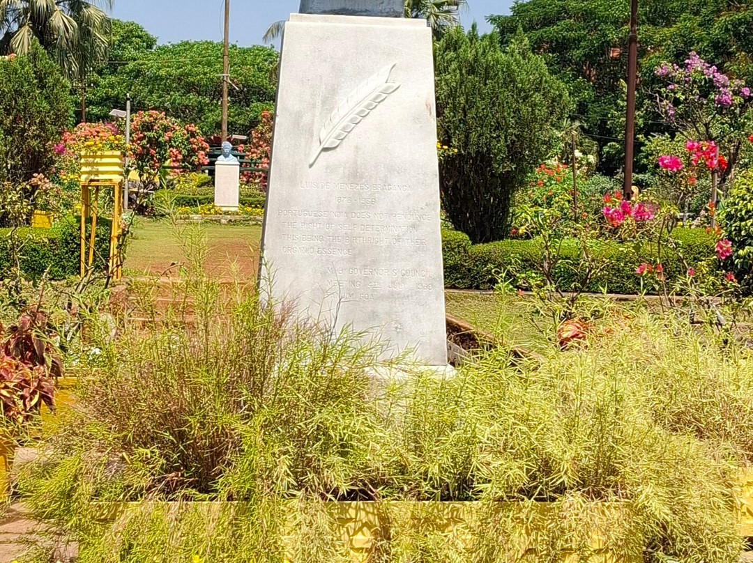 Luis De Meneze Braganza景点图片