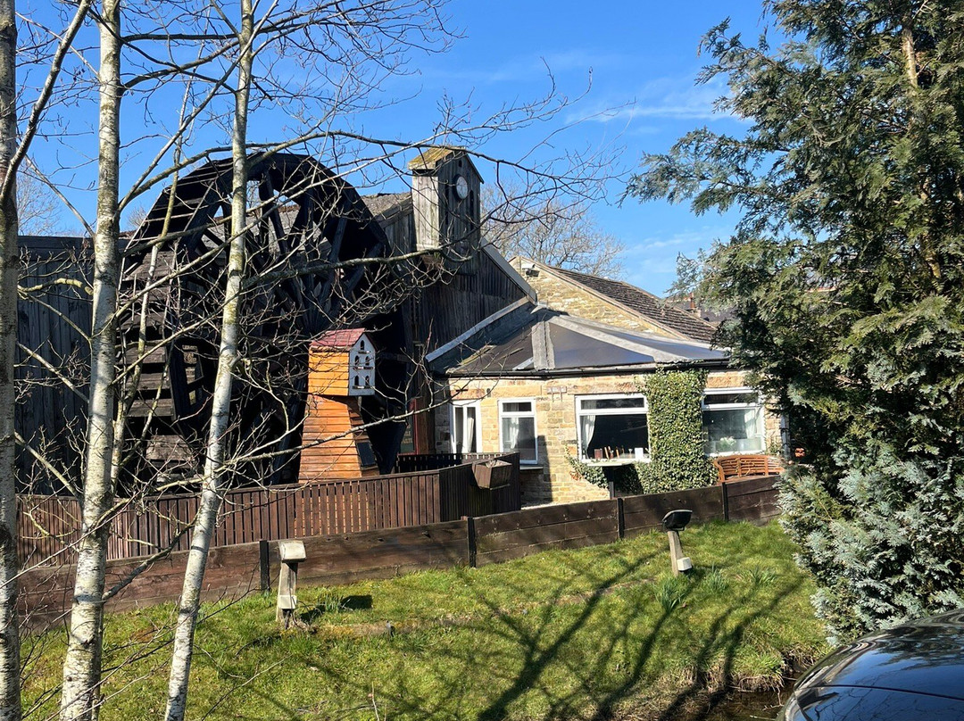 The Old Mill Knitsley主图