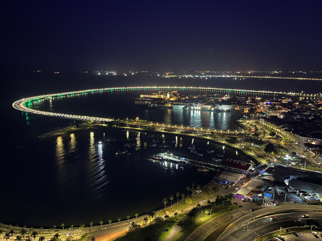 Poin Panamá景点图片
