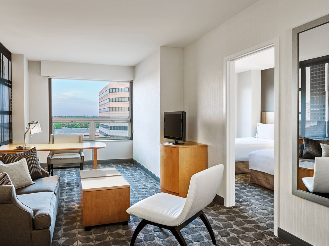 芝加哥奥黑尔万丽套房酒店主图