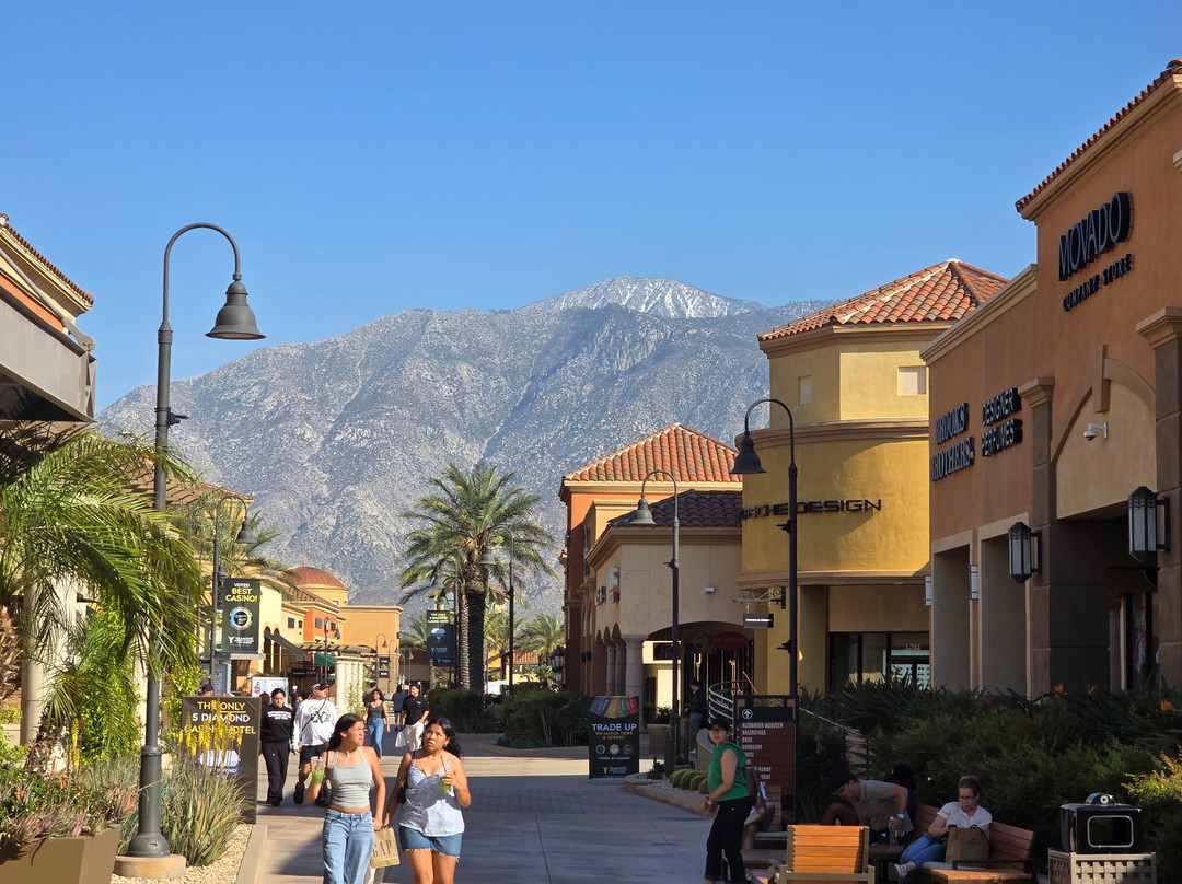 棕榈泉奥特莱斯-卡巴宗必去景点