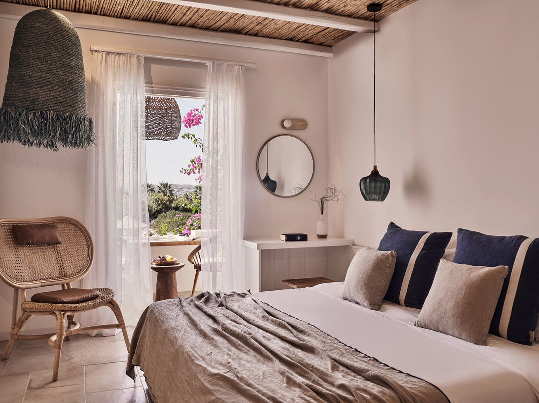 Dionysos Sea Side Resort主图