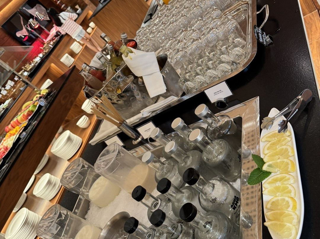 伊维萨岛酒店主图