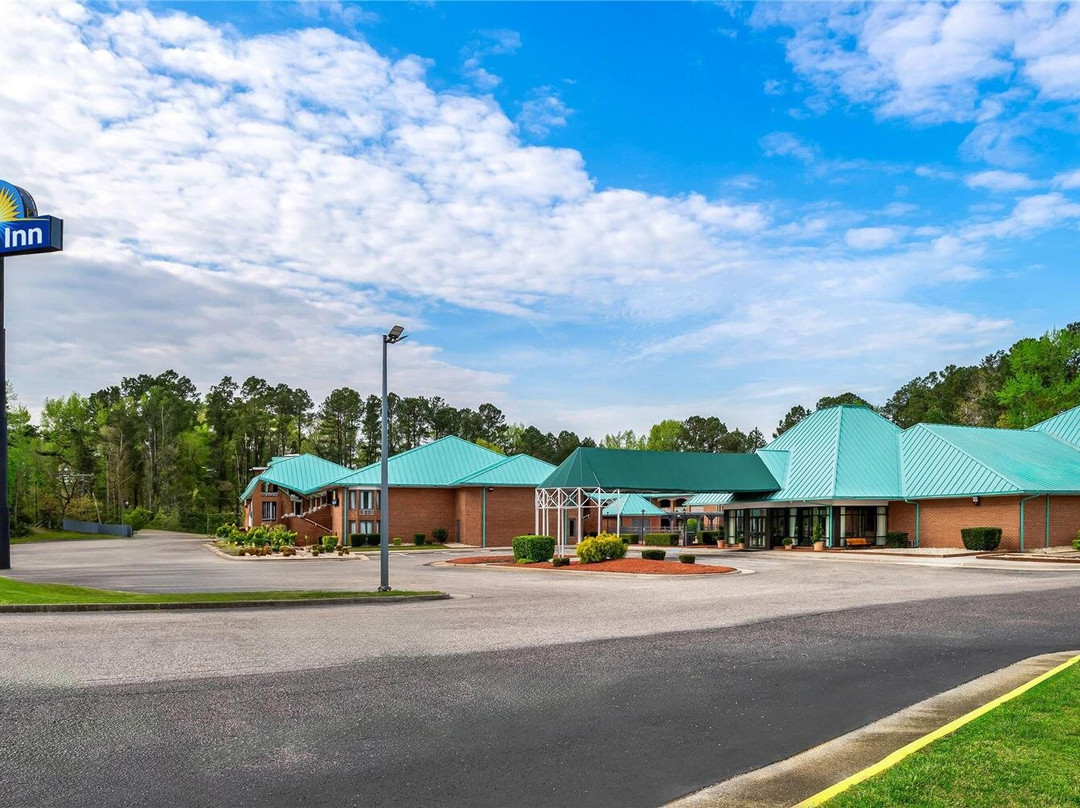 Days Inn by Wyndham Petersburg/South Fort Lee