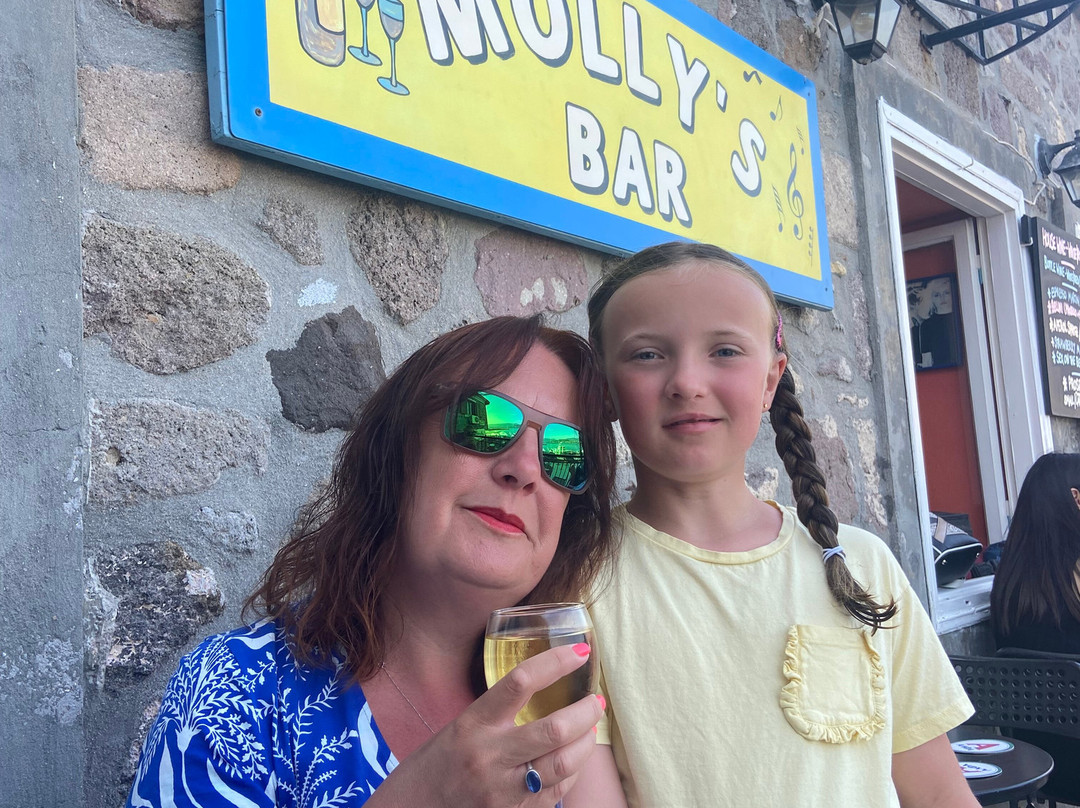 Molly's Bar-Molyvos必去景点