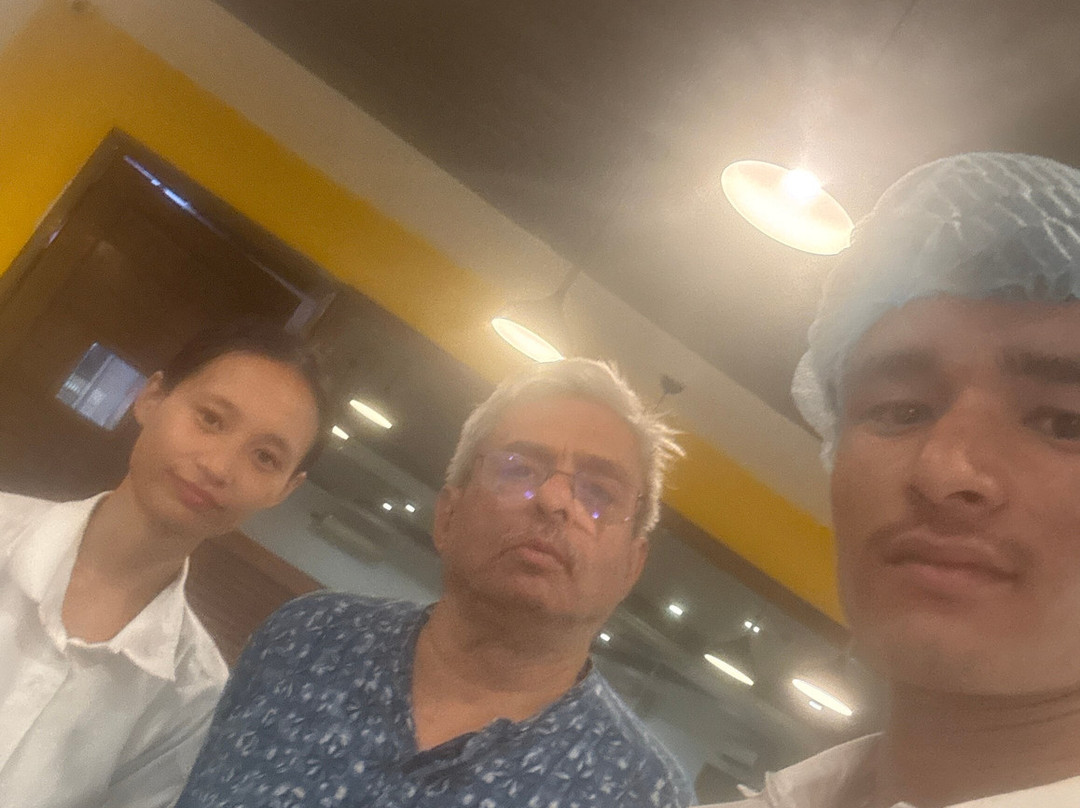 Renest Gandhidham主图