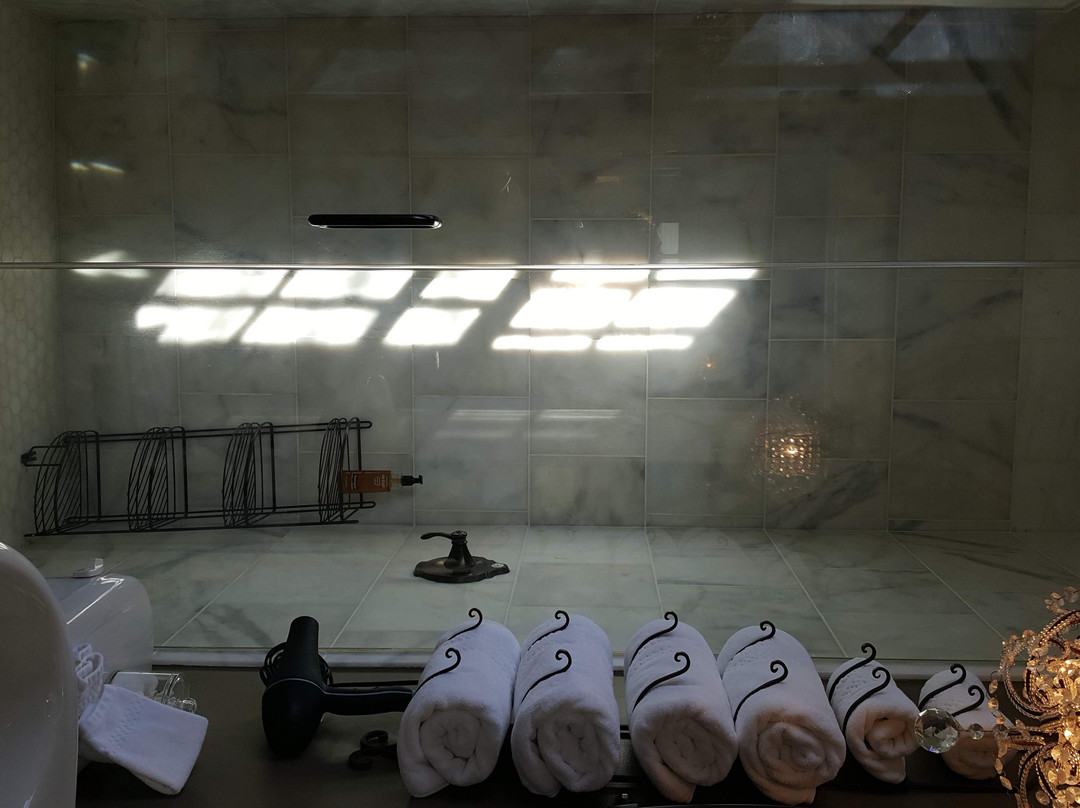 Clevedale Historic Inn and Gardens主图