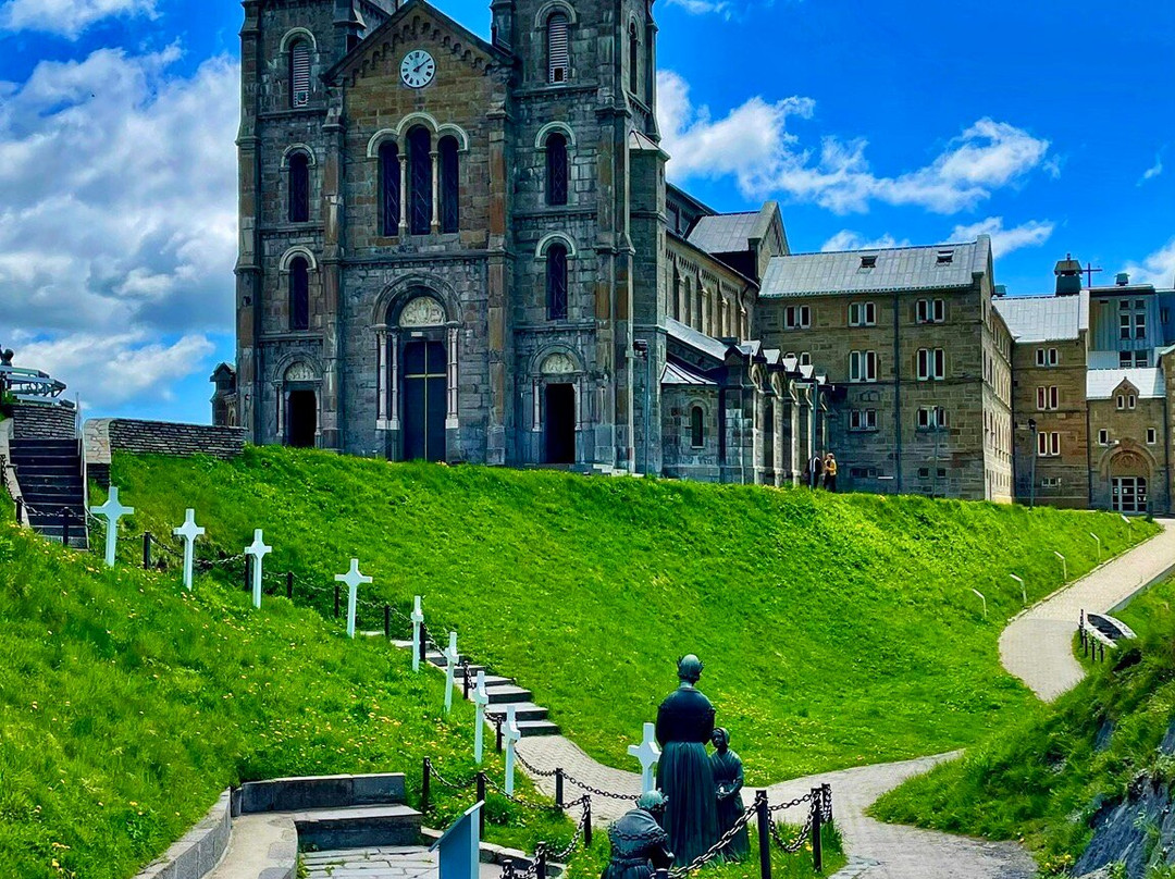 Sanctuaire Notre-Dame de la Salette景点图片
