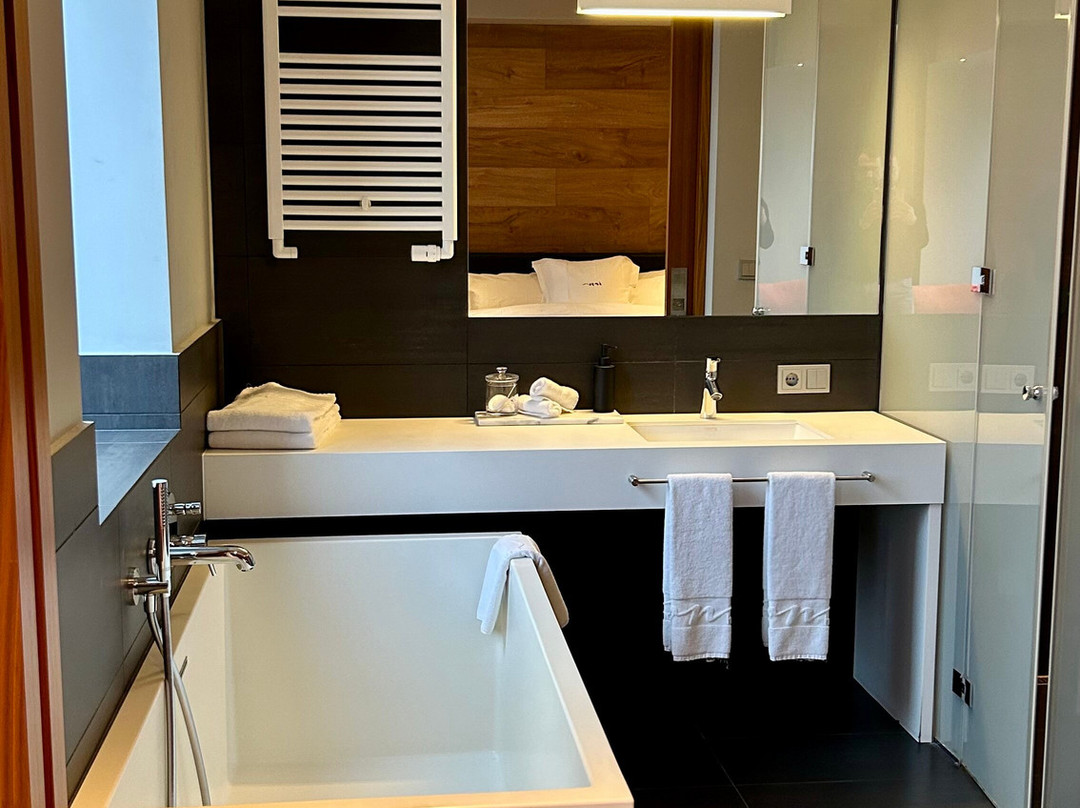 Ion City Hotel主图