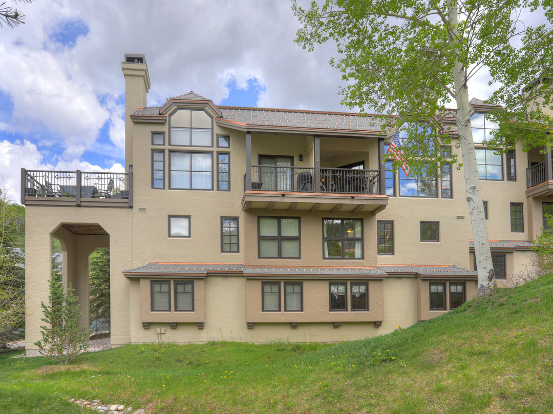 Beaver Creek Village