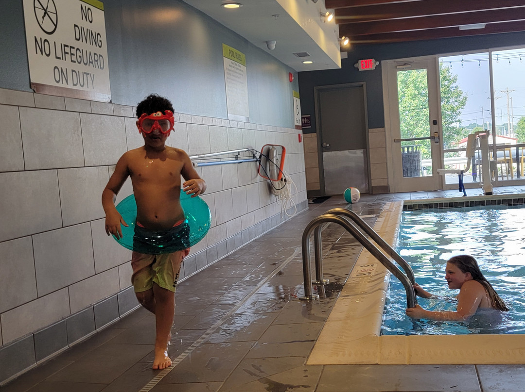 Home2 Suites by Hilton Bowling Green主图