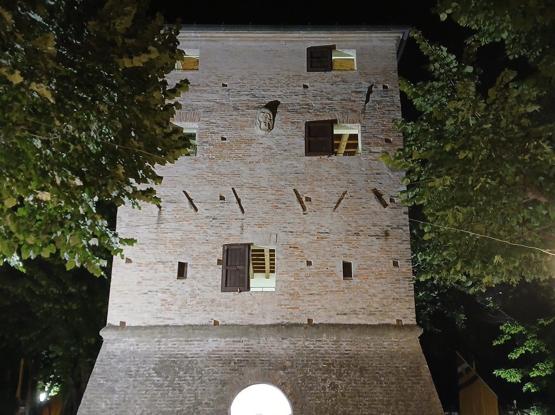 Torre Saracena-Bellaria必去景点