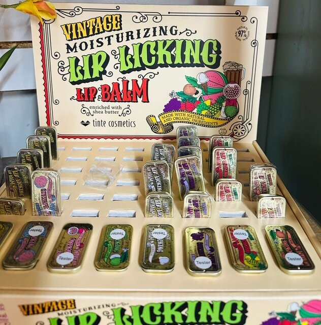 Salvage Sisters, A Repurposed Store-Baxter必去景点