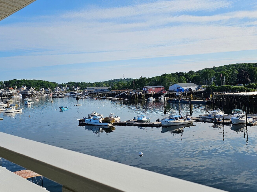 Brown's Wharf Inn主图