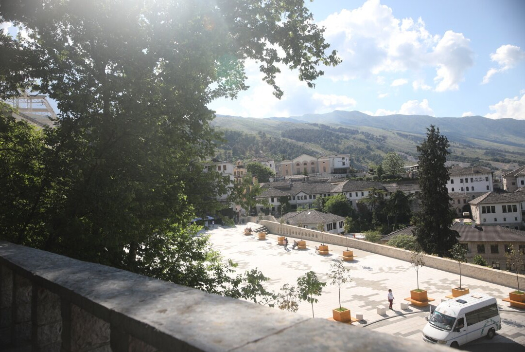 Çerçiz Topulli Monument and Square-吉诺卡斯特必去景点