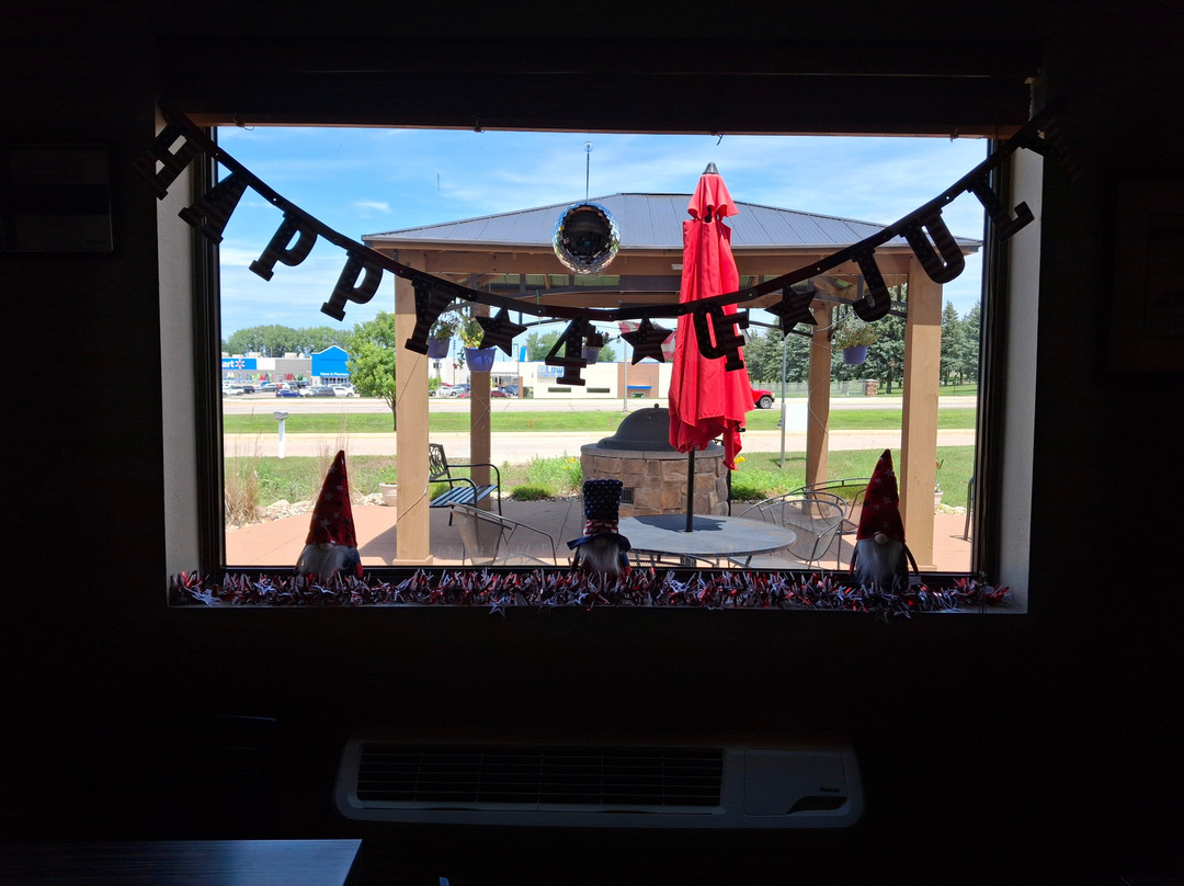 Super 8 by Wyndham Spirit Lake/Okoboji主图