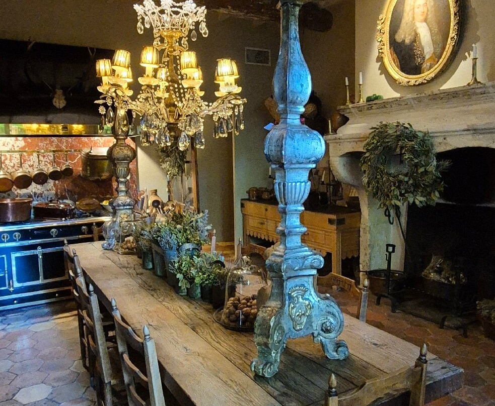 秘密花园酒店主图