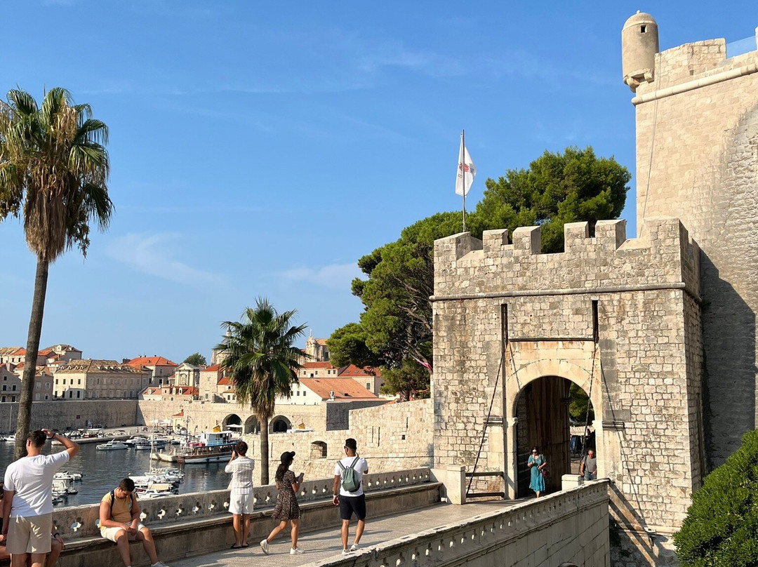 Ploče Gate-杜布罗夫尼克必去景点