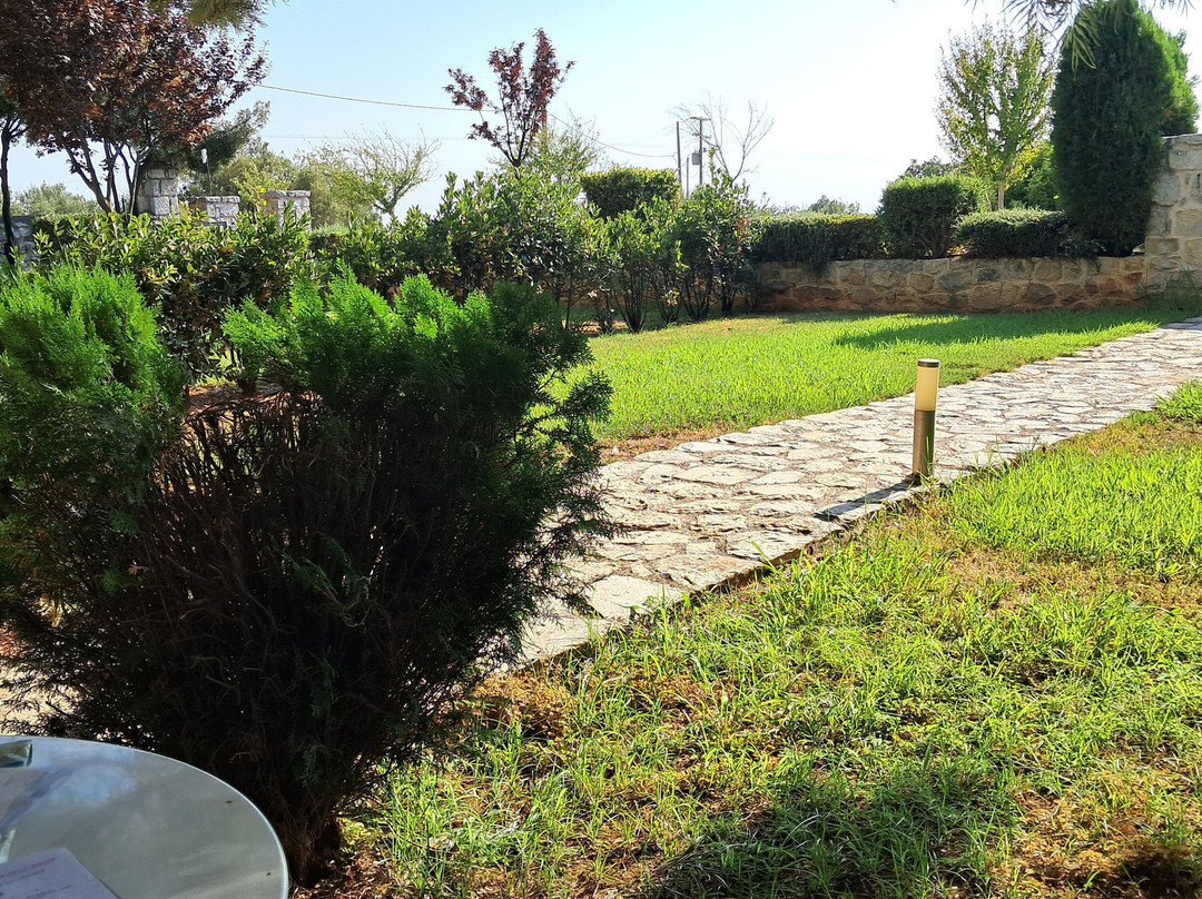 Achelatis Guest Houses主图