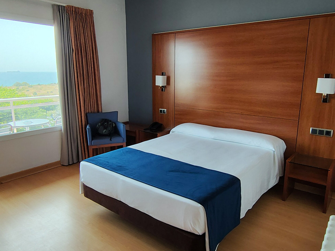 圣霍尔迪酒店主图