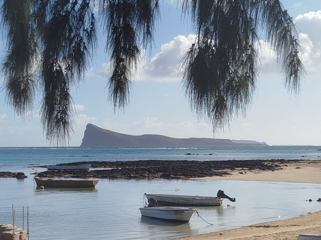 Bain Boeuf Public Beach-Bain Boeuf必去景点