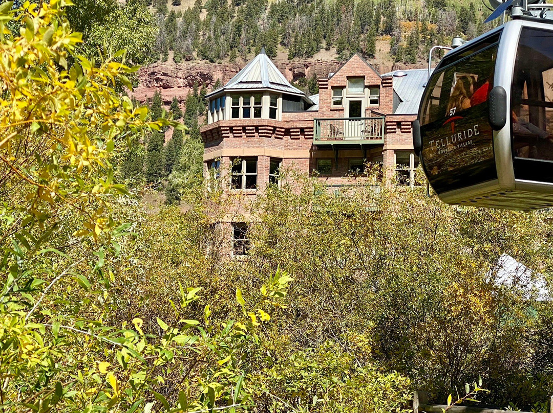 Hotel Columbia主图