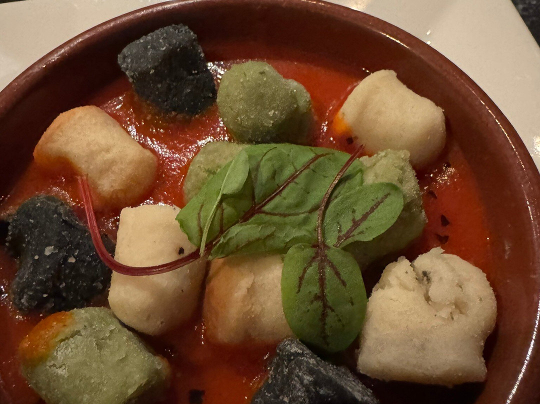 Dracula's Cabaret-布罗德海滩必去景点