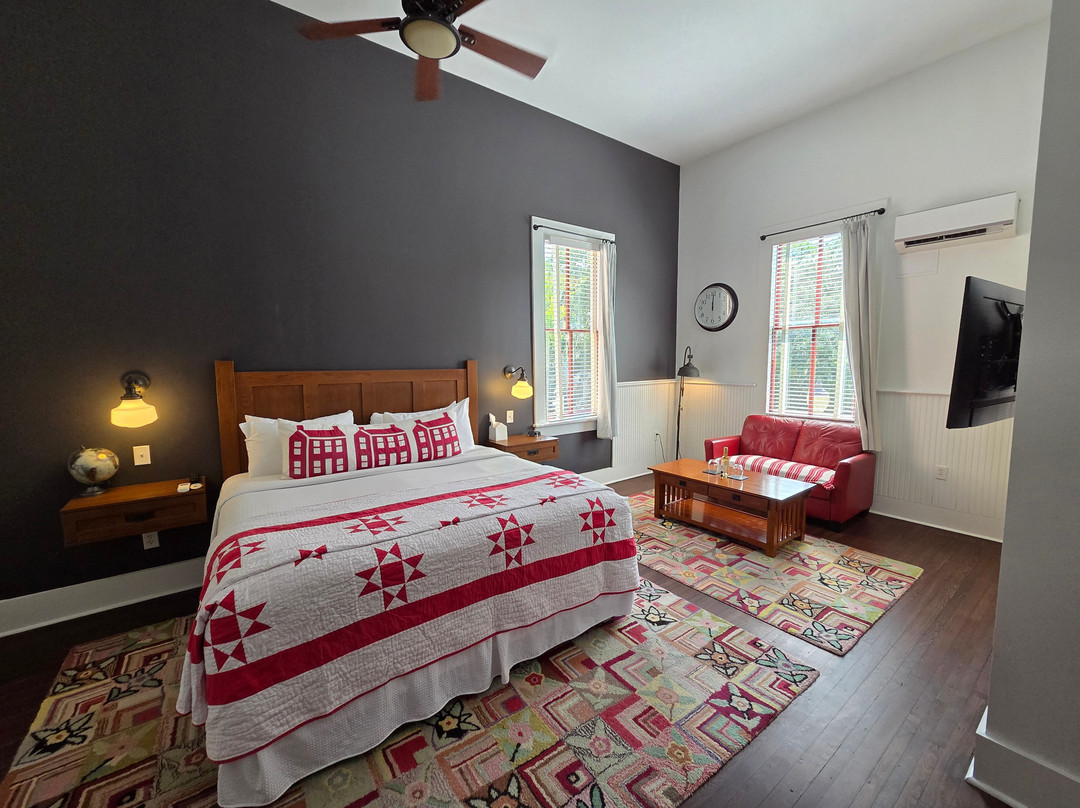 Amelia Schoolhouse Inn主图