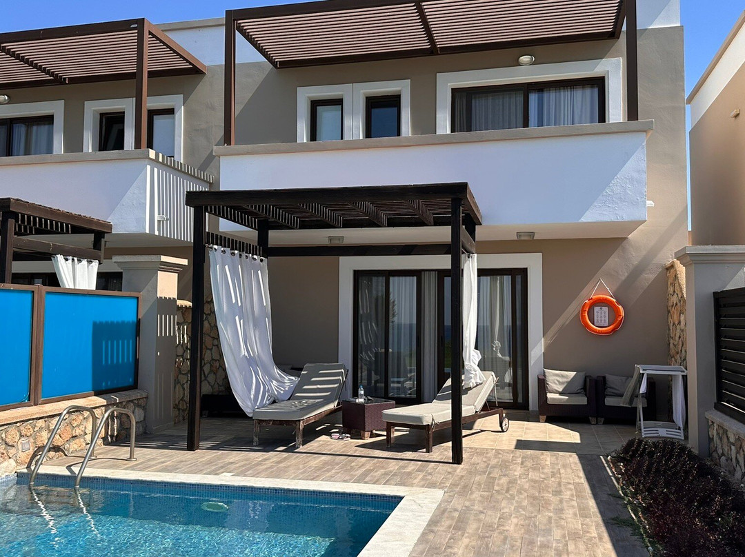 Al Mare Villas主图