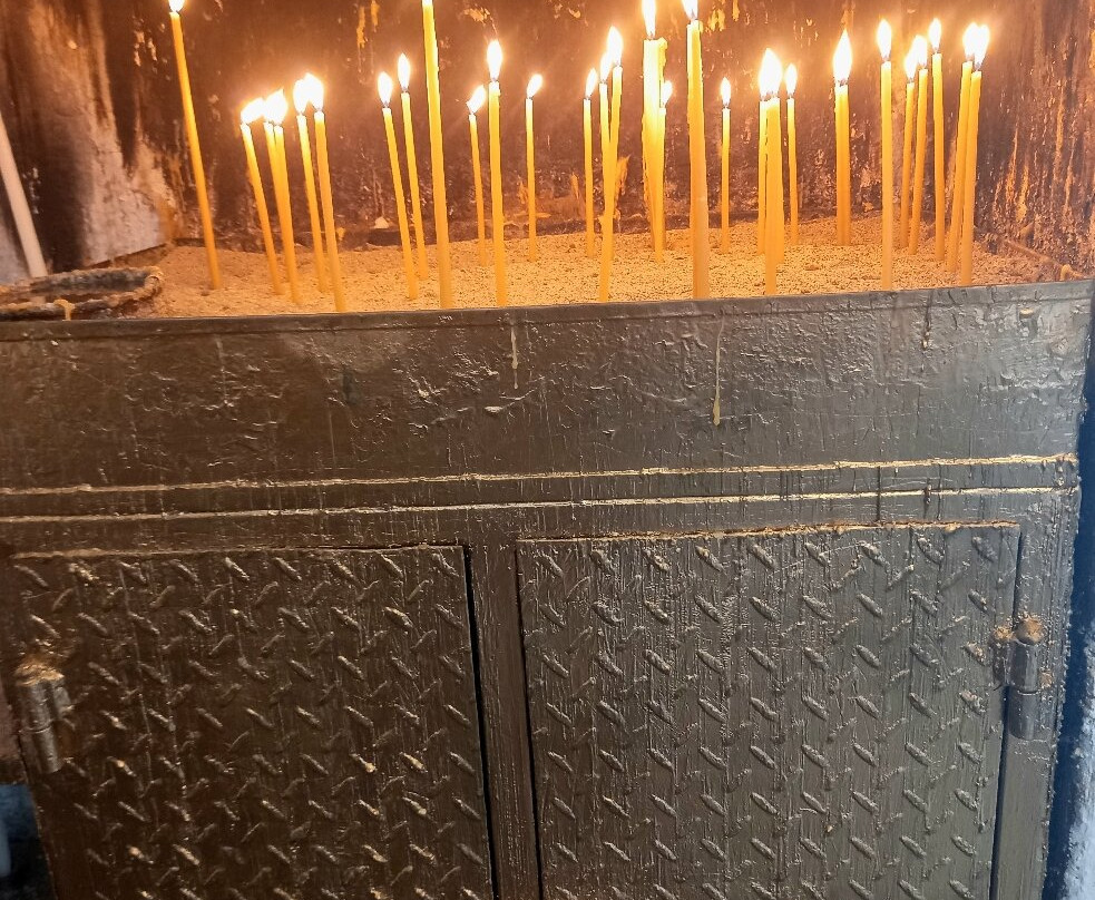 Ekklisia Panagia Faneromeni-Nea Skioni必去景点