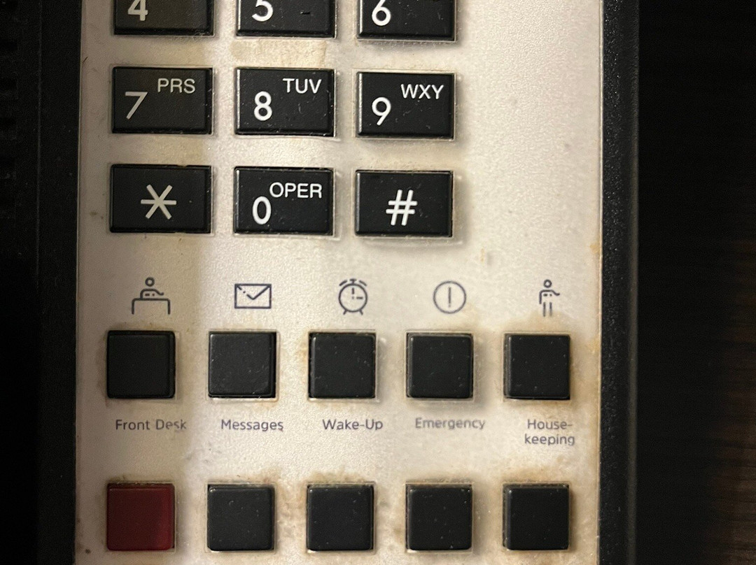 哈迪维尔希尔顿海德快捷假日&套房酒店主图