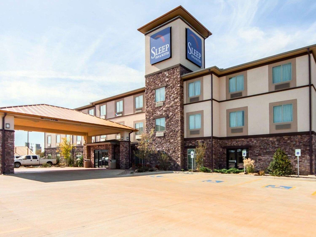 Bison酒店住宿-Sleep Inn & Suites Hennessey North