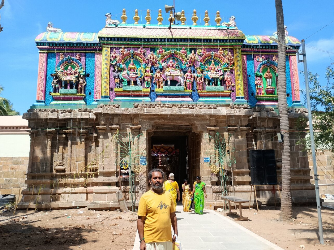 Thiruvalasuzhi Pillaiyar Kovil Shri Vellai Pillaiyar Kovil-昆巴可南必去景点