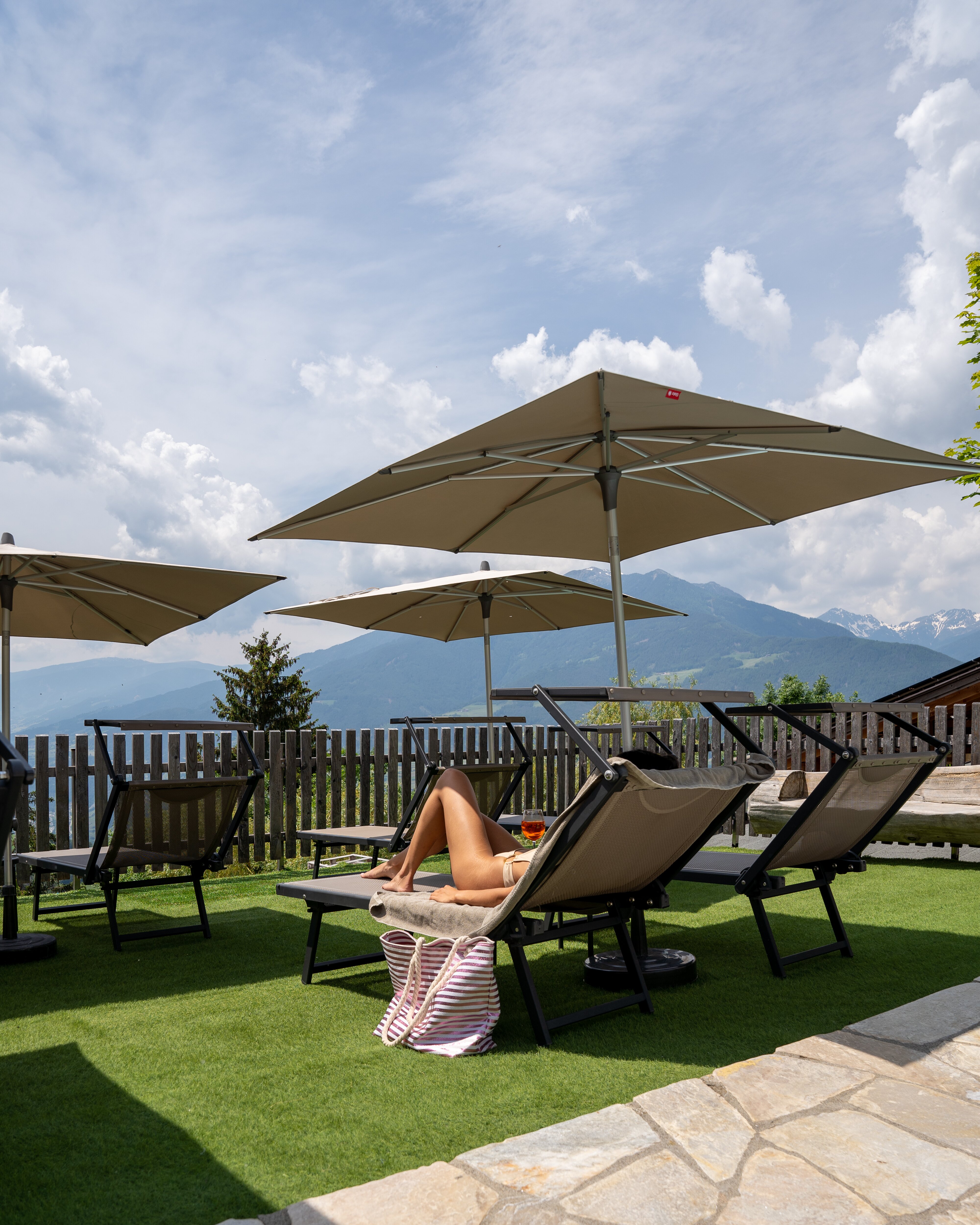 Aparthotel Bacher-泳池